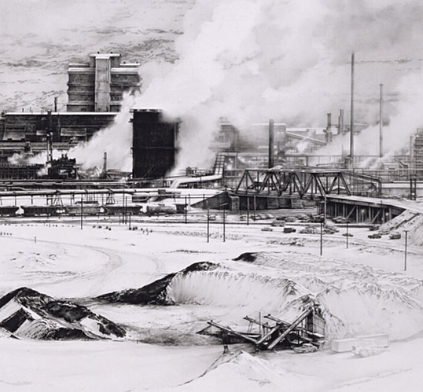 Black and white photo of Pittsburgh in its industrial age.