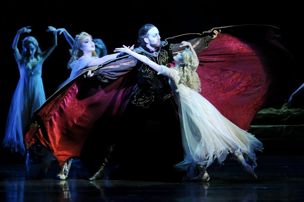 Scene from Pittsburgh Ballet's production of Dracula.