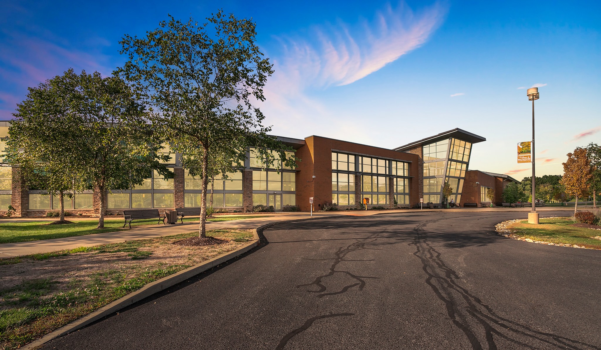 Modern community center at Boyce Mayview Park