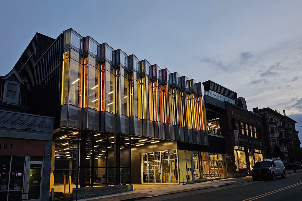Exterior photograph of Pittsburgh Glass Center at twilight